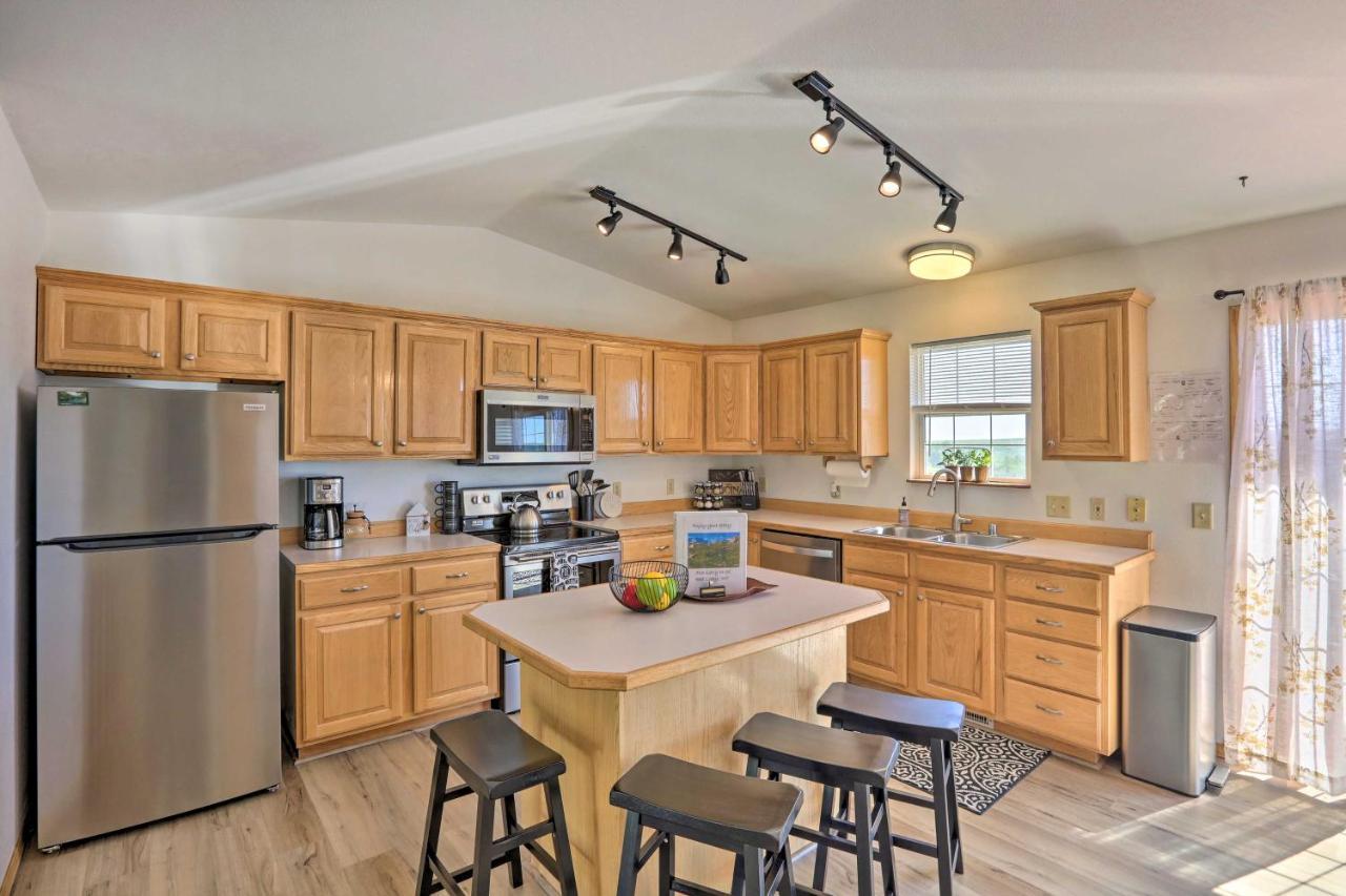 Red Lodge Townhome With Hot Tub And Mountain Views! 外观 照片